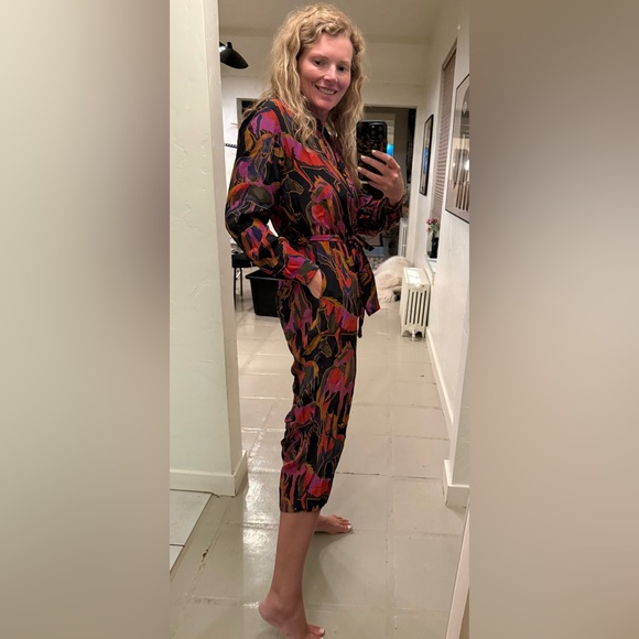 Farm Rio Wild Horses Viscose Jumpsuit Unique Print, Lightweight & Flowy Size S - Picture 6 of 16